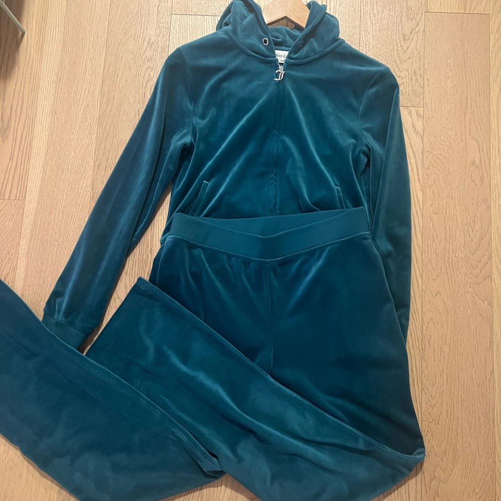 Juicy couture velour track suit pants